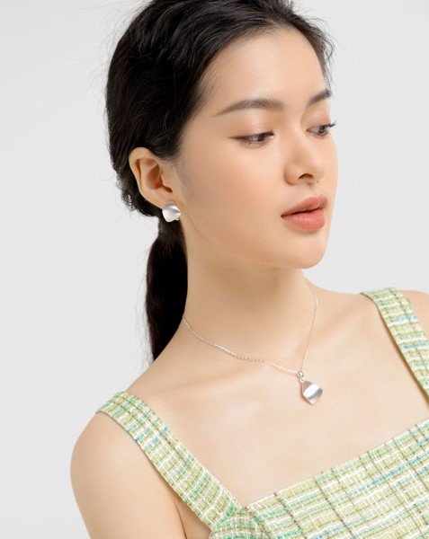 Bộ Trang Sức Kim Loại