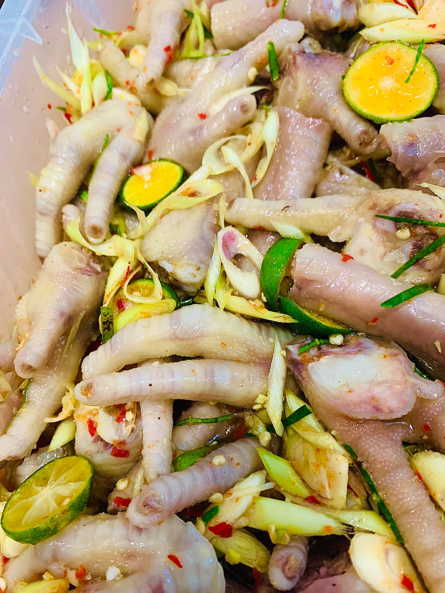 Chân gà sả tắc