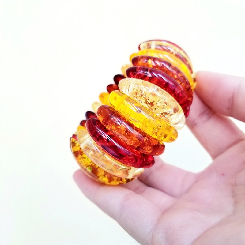 Vòng tay hổ phách 80% thiết kế sang trọng thời trang mang lại sức khỏe may mắn
