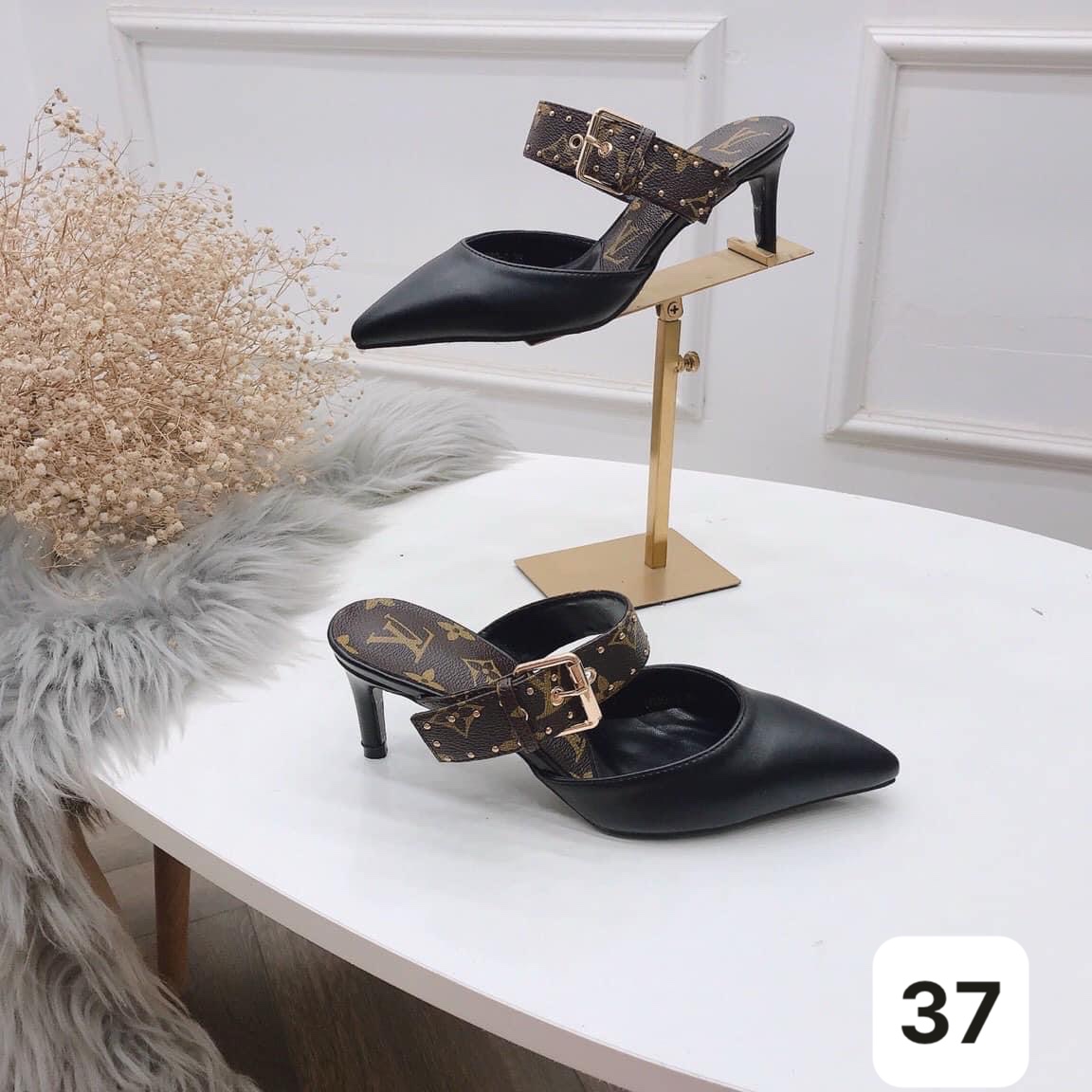SIZE 37 - GUỐC LV MŨI NHỌN QUAI KHUY