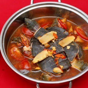 Ba ba sốt chua ngọt