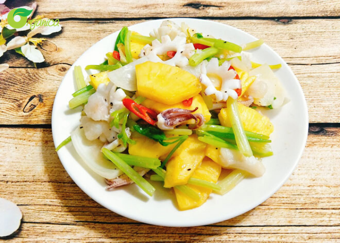 Mực ống hấp gừng