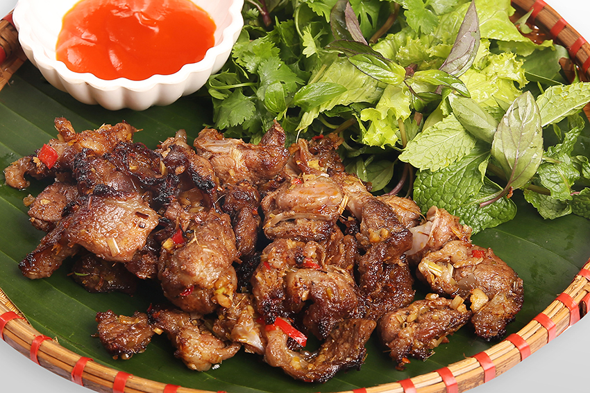 HEO RỪNG NƯỚNG RIỀNG MẺ