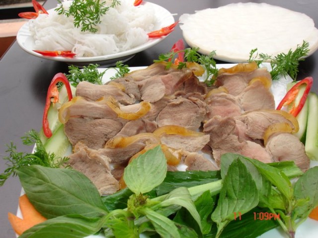 HEO RỪNG HẤP RIỀNG