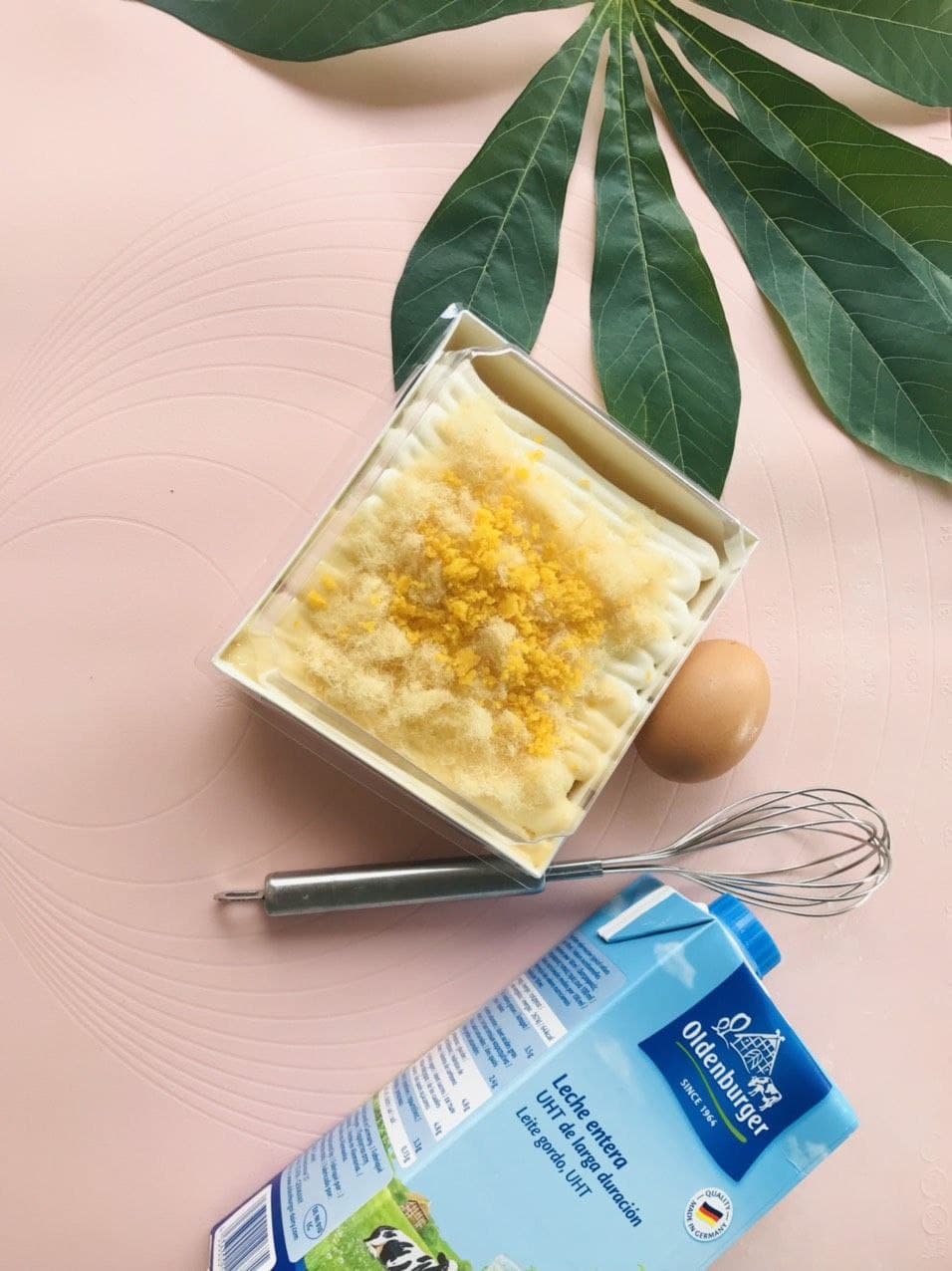 Bánh bông lan trứng muối
