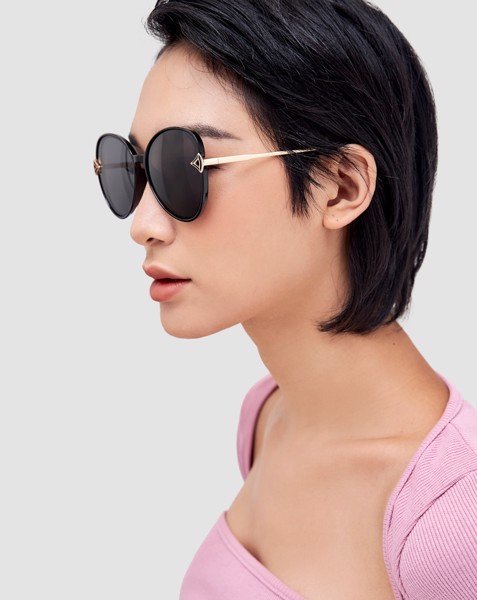 Mắt Kính Hình Bướm Nhựa Phối Kim Loại