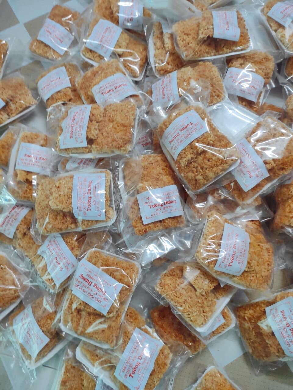 Cơm cháy trứng muối