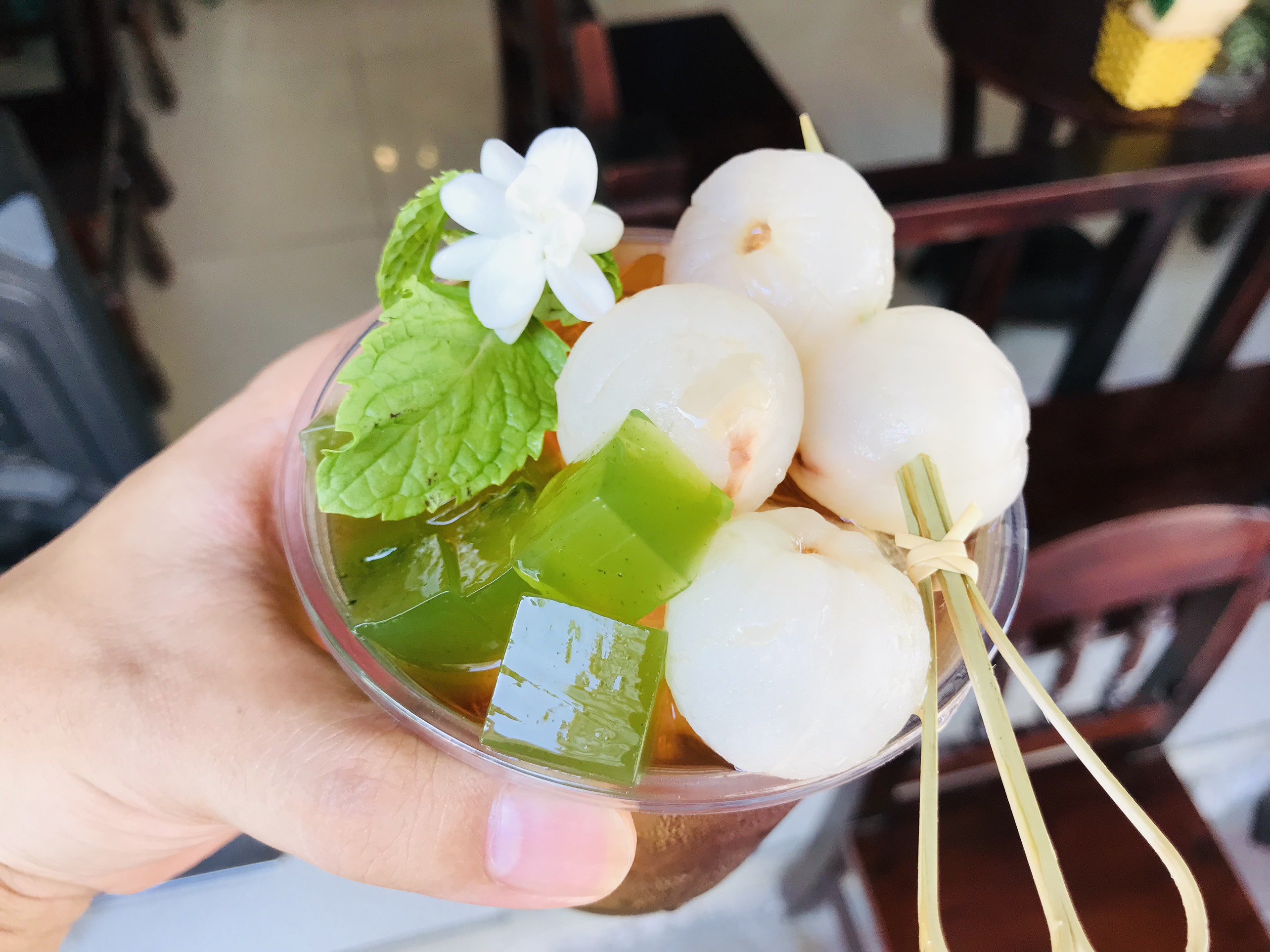 Trà Vải Lá Nếp