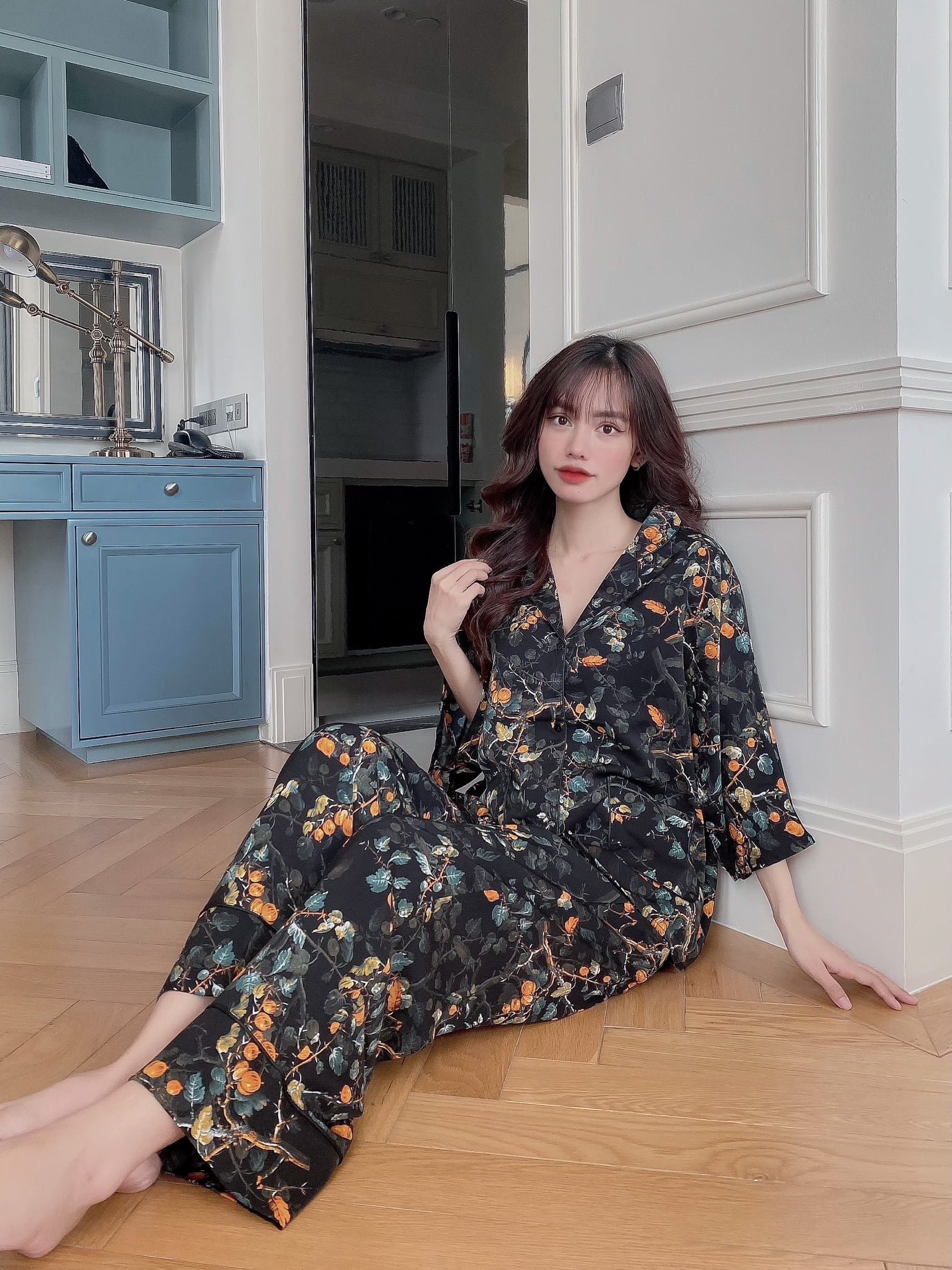 Lá đen Lụa mango