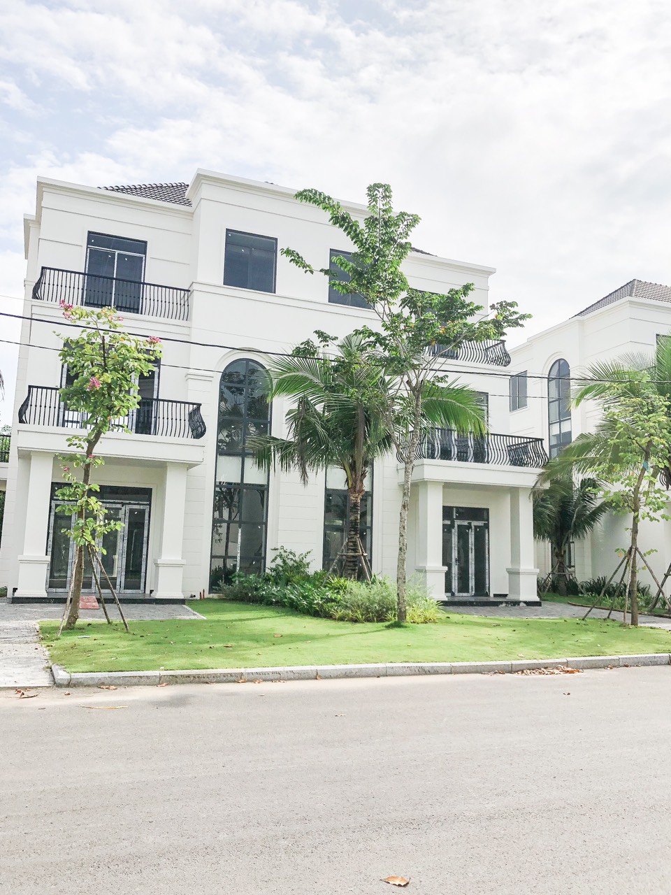 Biệt Thự Sân Golf