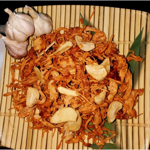 KHÔ GÀ BƠ TỎI 500GR