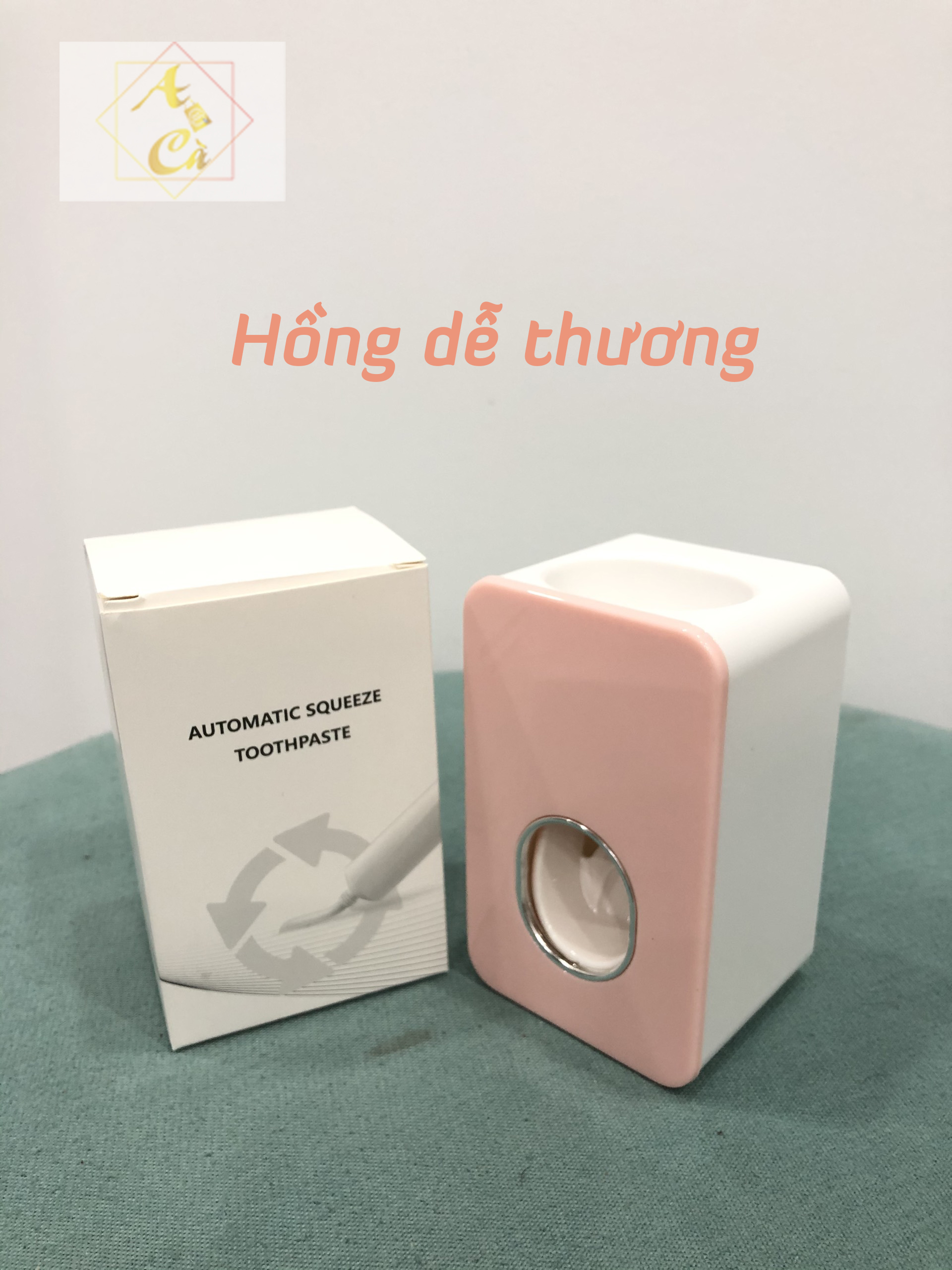 Dụng cụ đựng kem đánh răng