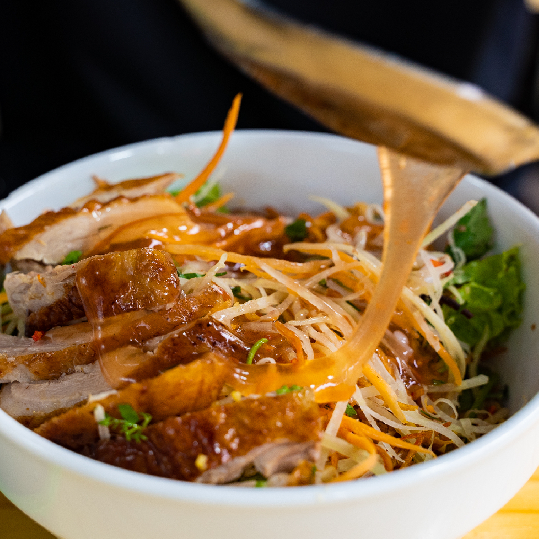 Phở chua trộn