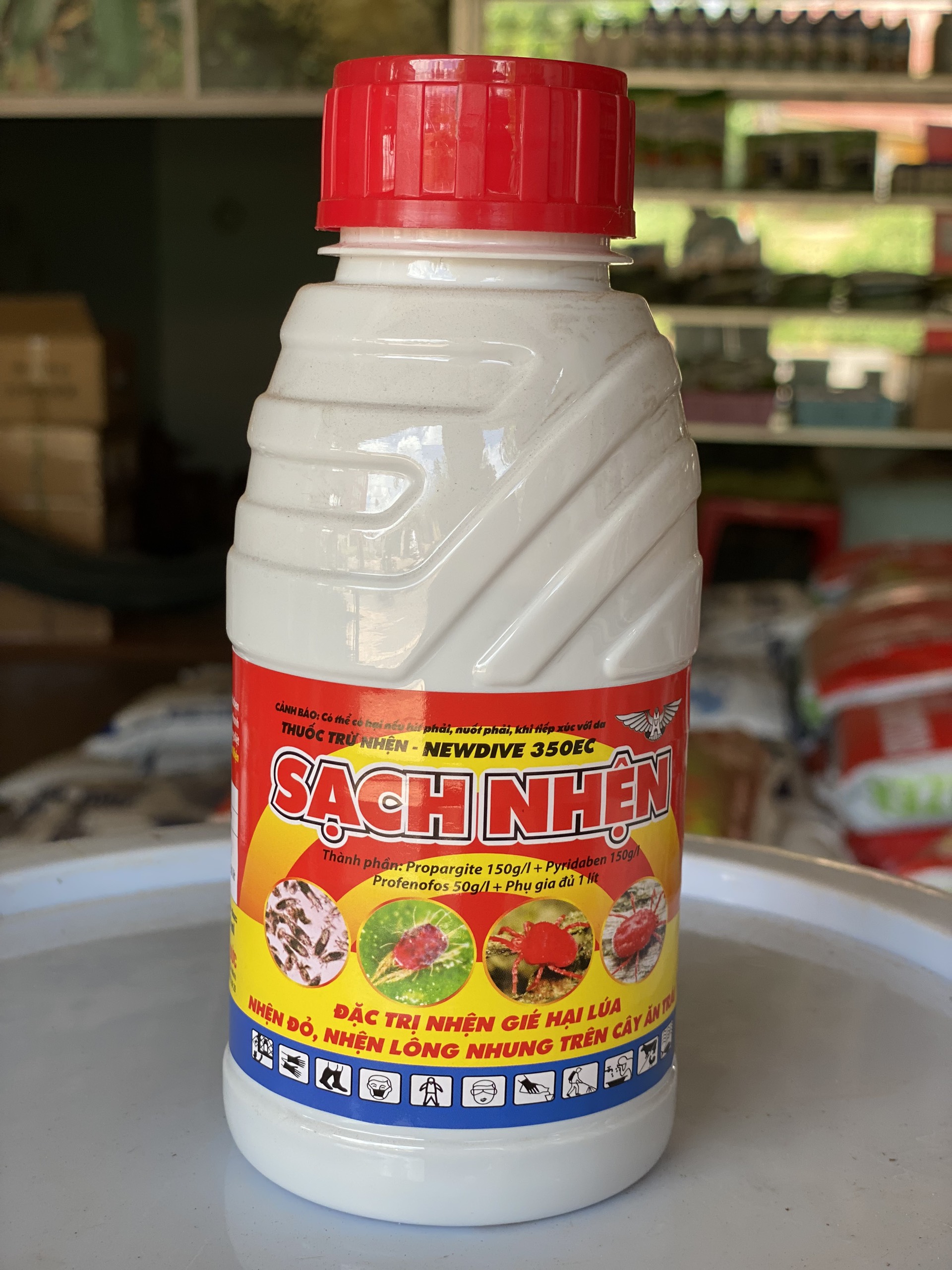 SẠCH NHỆN