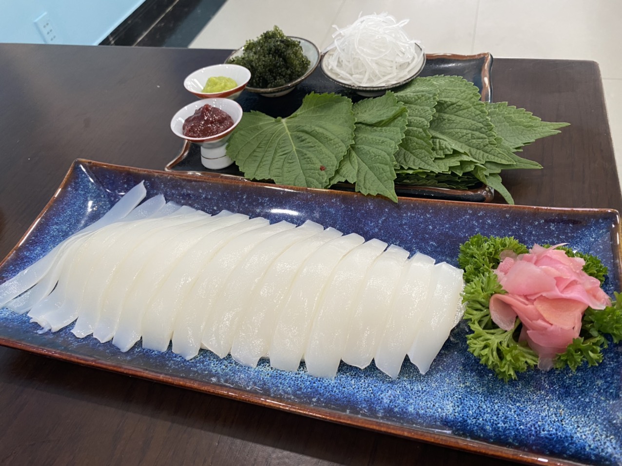 Mực Nhảy Sashimi