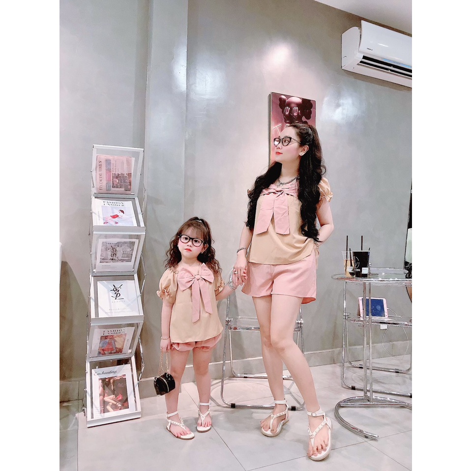 Link - Mẹ Và Bé Gái cao cấp hót hít năm nay 6 màu. Giá: 130.000 - 190.000 vnđ (https://shorten.asia/gucxs2mU)