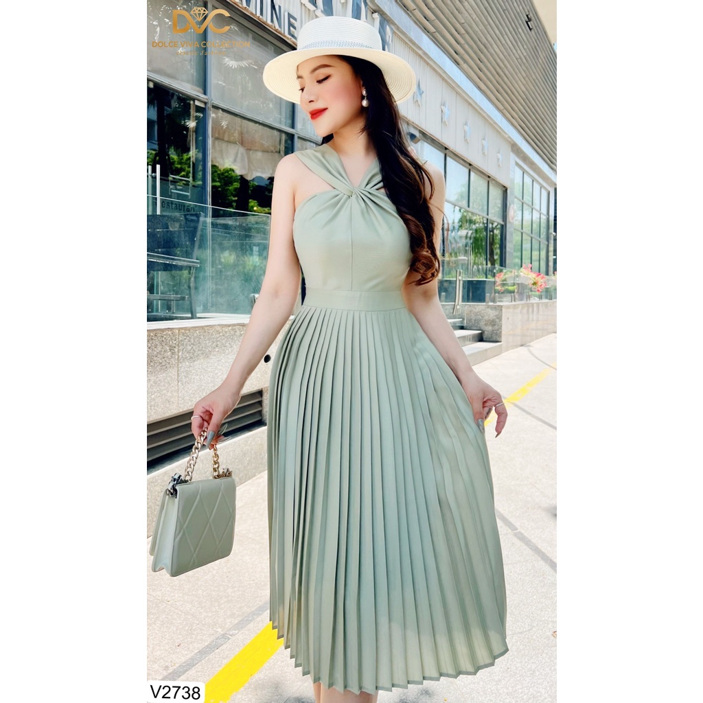 Link - VÁY TRƯỢT THÁI CỔ CHÉO CHÂN XẾP LY V2738 - DOLCE VIVA COLLECTION. Giá: 495.000 vnđ (https://shorten.asia/m9yNGJaf)