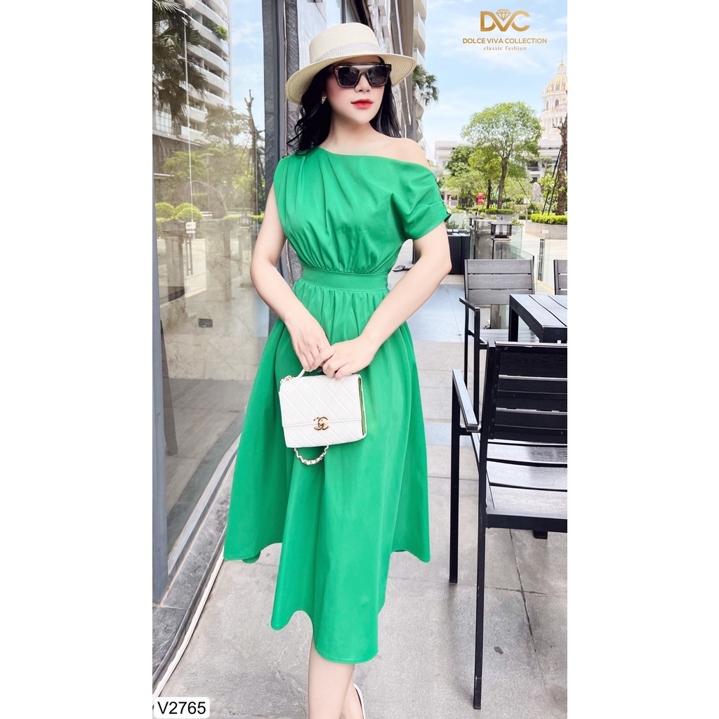 Link - VÁY XANH CỔ THUYỀN GẮN CÚC NGỌC V2765 - DOLCE VIVA COLLECTION. Giá: 470.000 vnđ (https://shorten.asia/E3RSqszw)