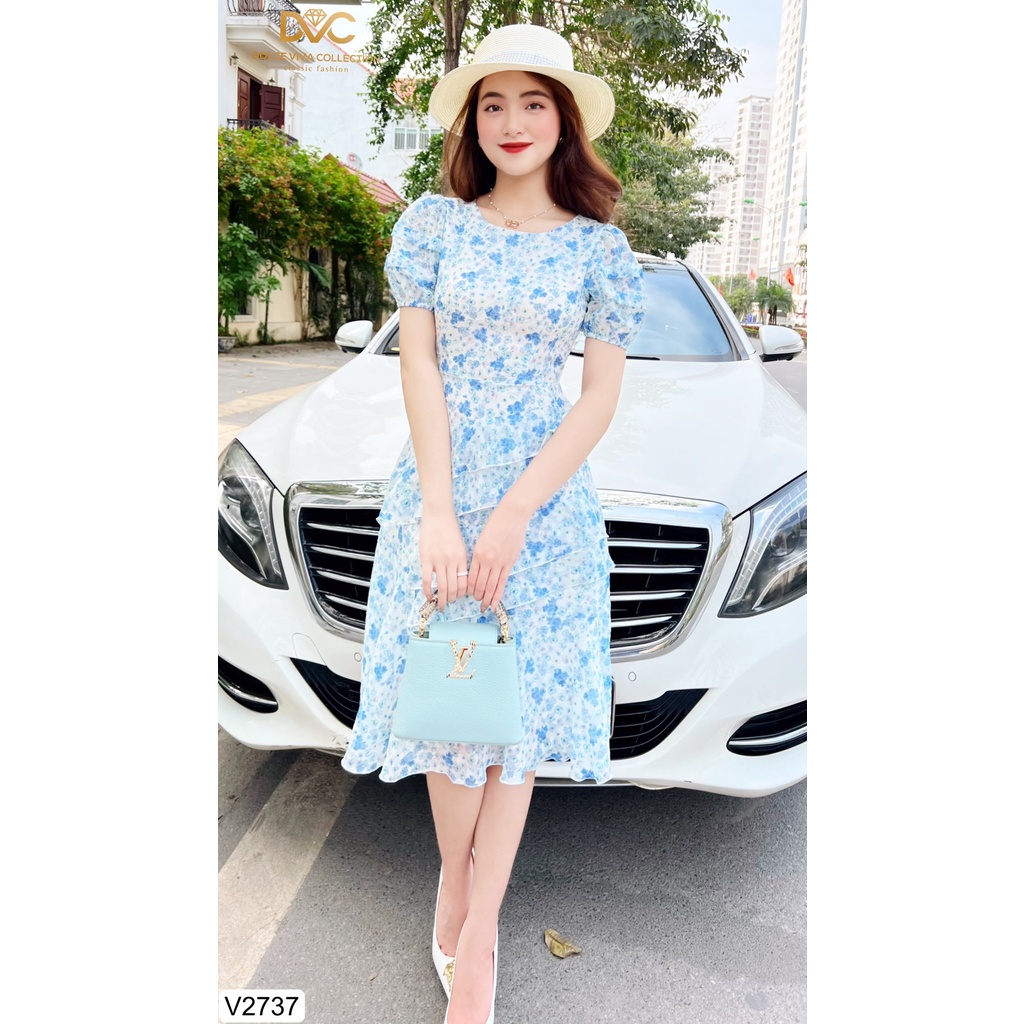 Link - VÁY VOAN HOA XANH DƯƠNG BÈO TẦNG V2737 - DOLCE VIVA COLLECTION. Giá: 470.000 vnđ (https://shorten.asia/Qt2HWjxQ)
