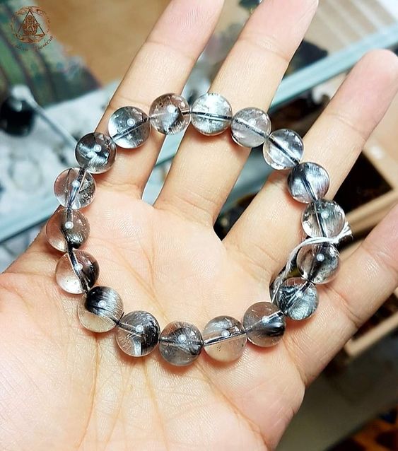 Vòng tay thạch anh tóc xám 