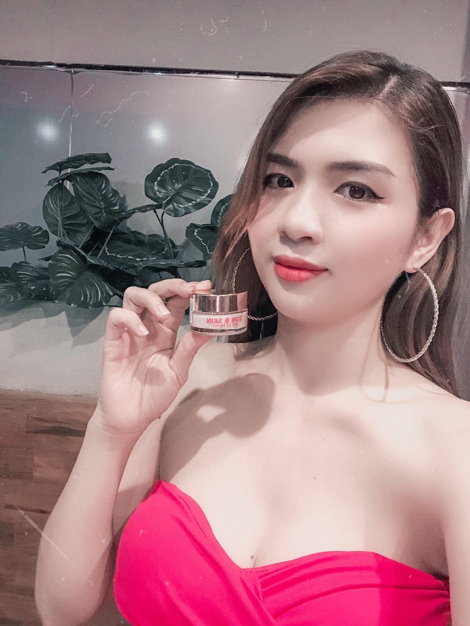 Link - Kem dưỡng da ban ngày (https://www.facebook.com/drmai.trimunnamchinhhang/posts/pfbid02TosvmT9qEuTjzugGoDz7WAxSxGyZY1Y8G8fUz1zsLjLC1cBNG3twQHgUo4bkGcrFl)