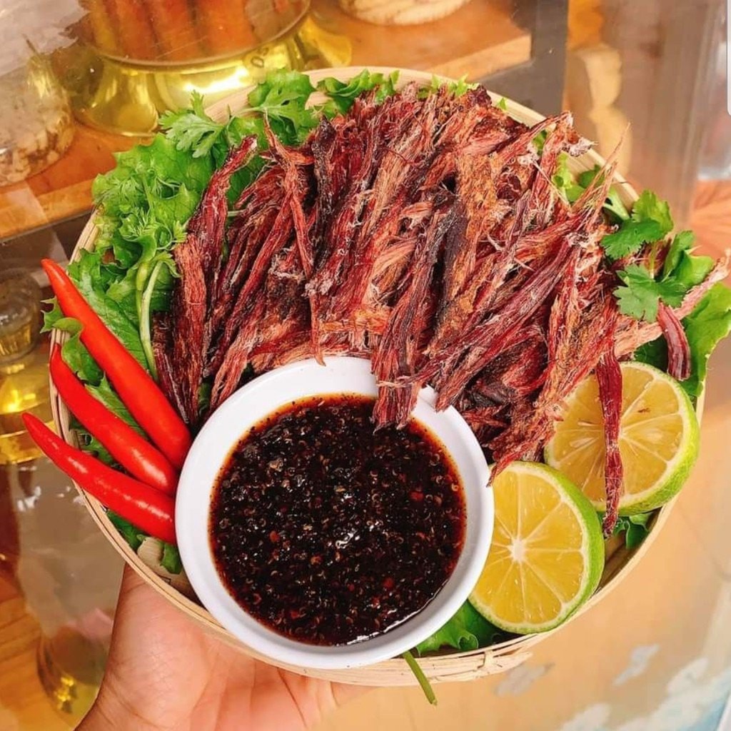Thịt trâu gác bếp Tây Bắc - món ăn 