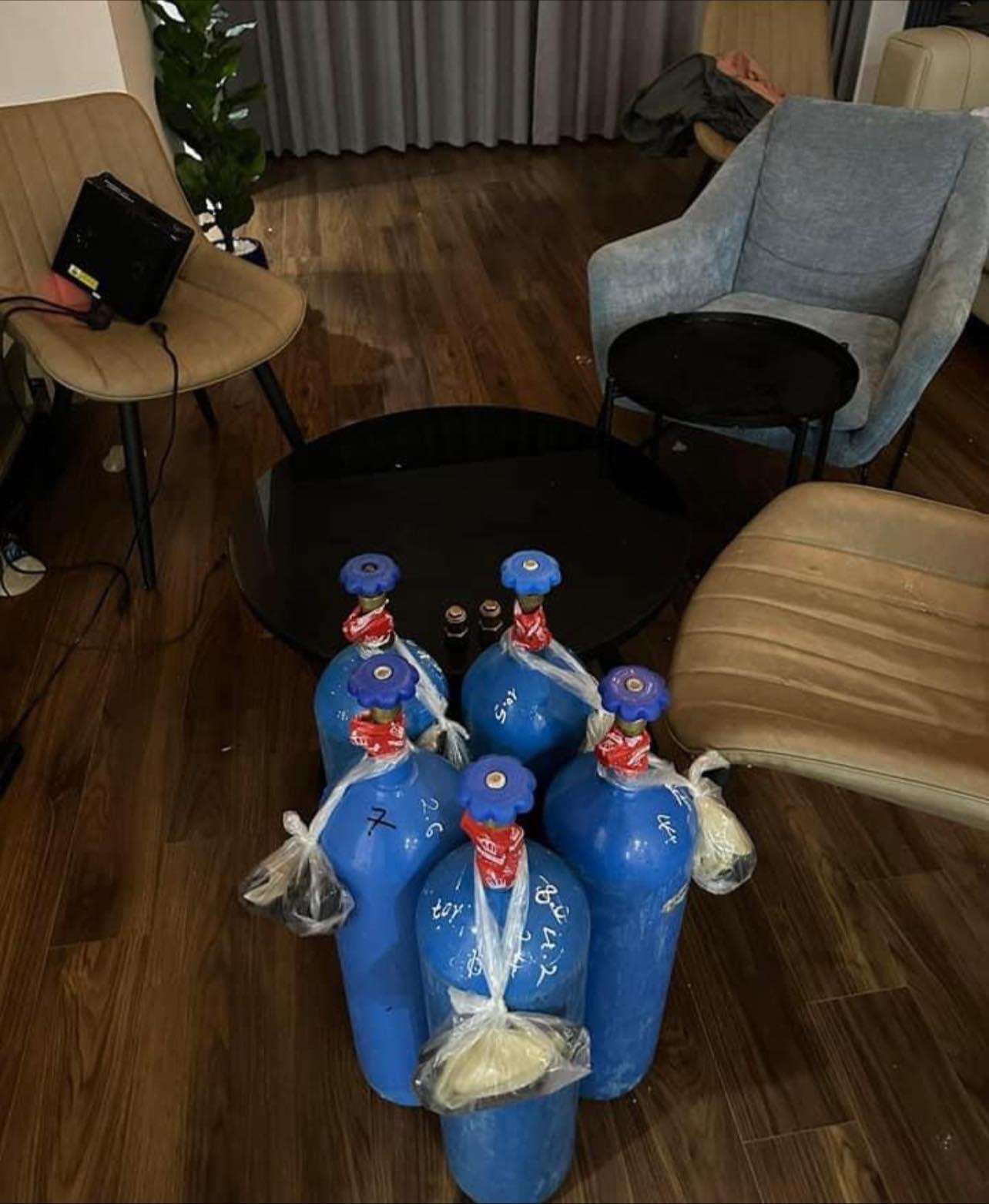 Bình 10kg ~27 quả