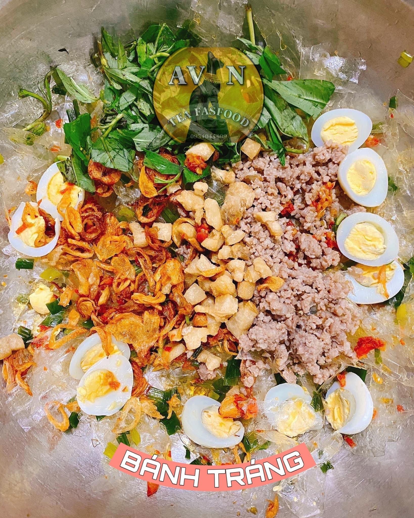 Bánh tráng trộn tóp mỡ thịt bằm