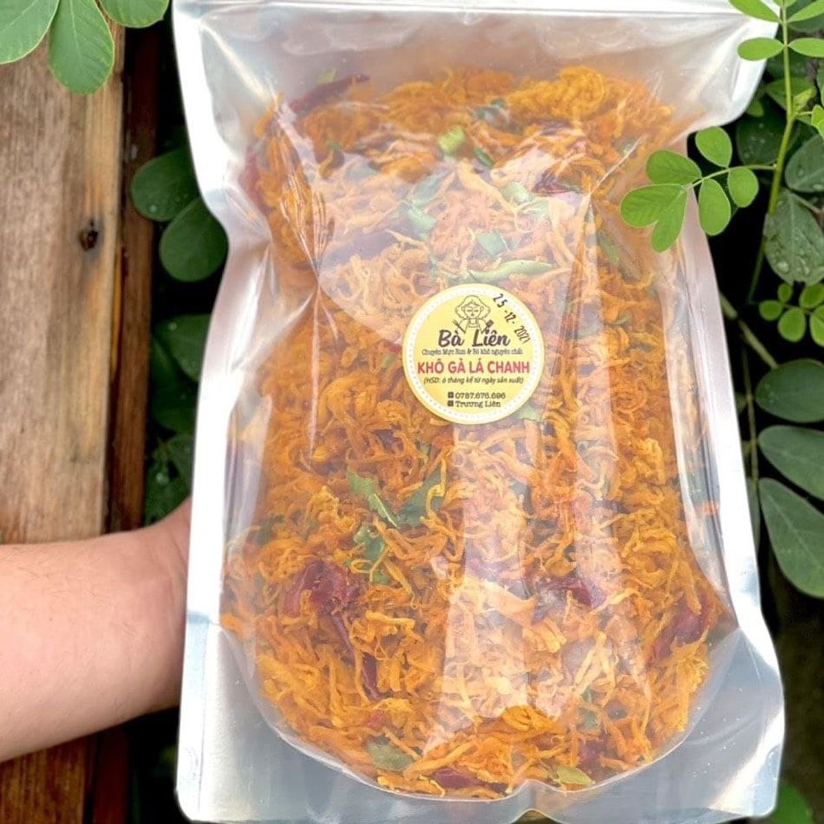 KHÔ GÀ LÁ CHANH 500G