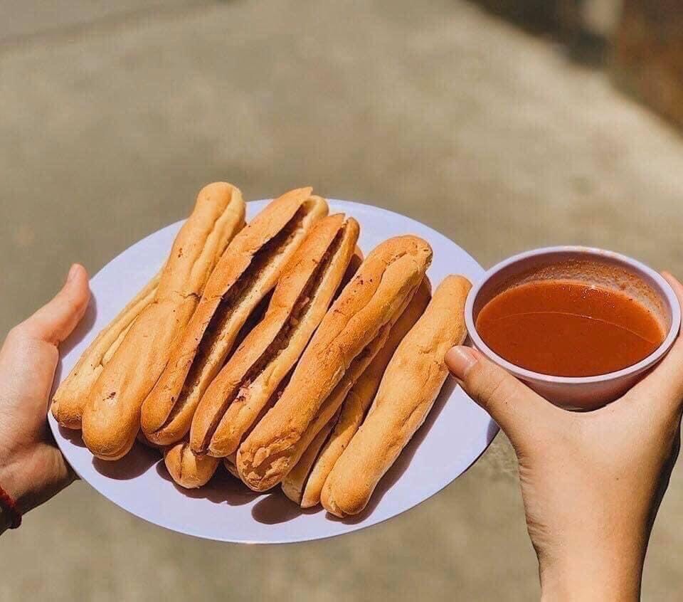 Bánh mỳ cay (10c)