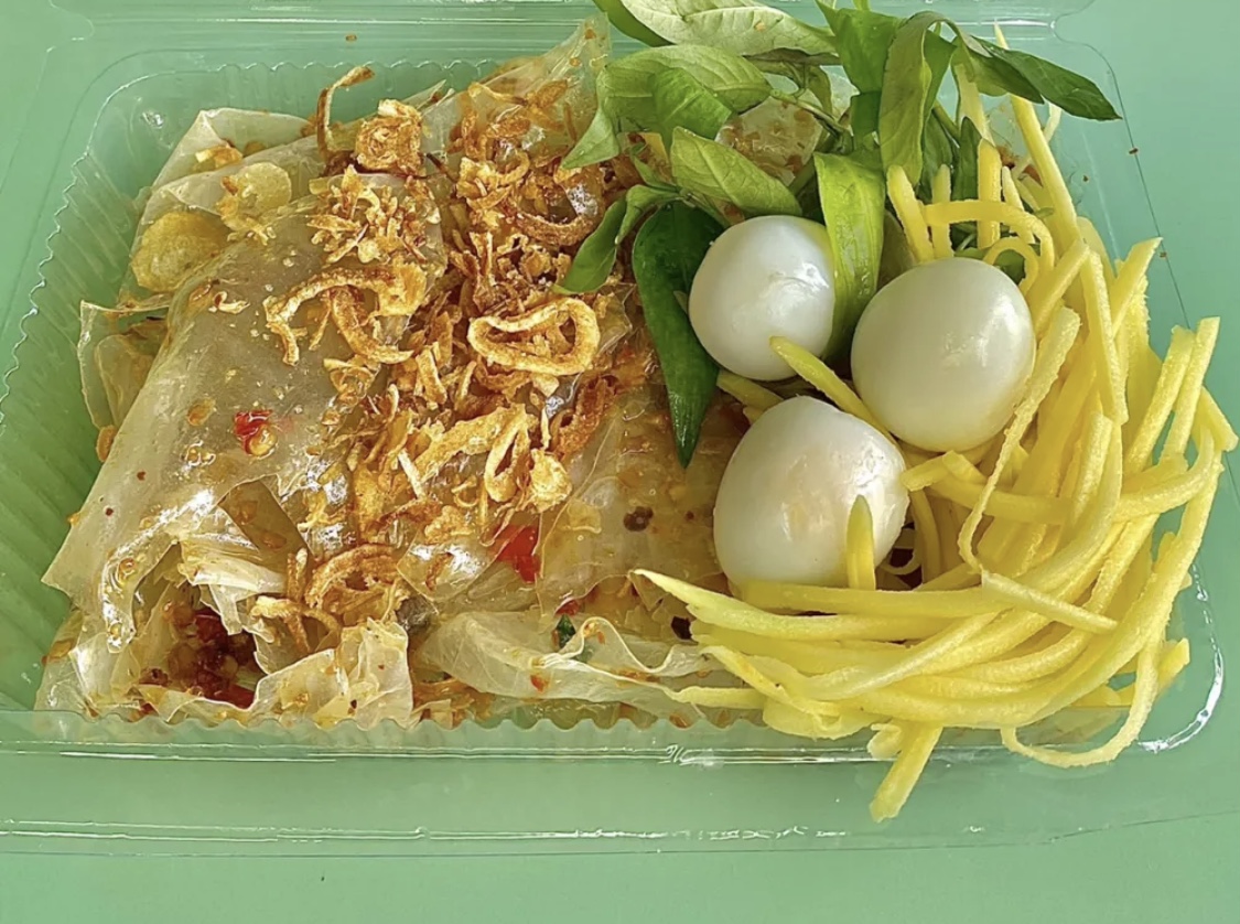 Bánh tráng trộn phơi sương siu dẻo