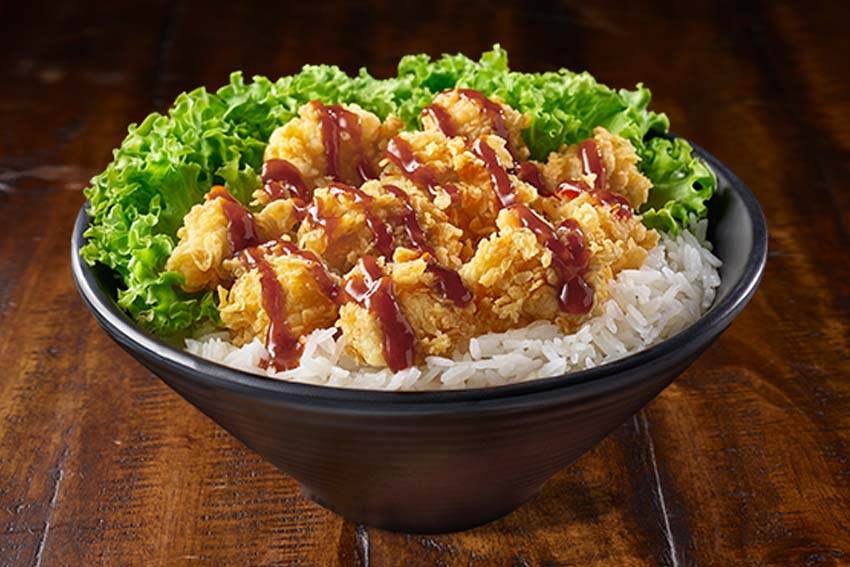 Cơm gà viên chua ngọt 