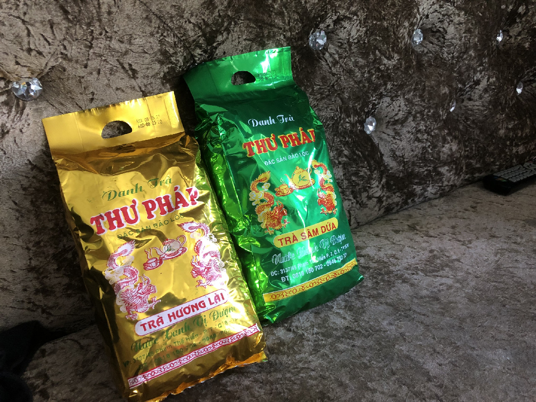 Trà Thư pháp