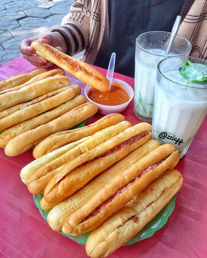 🔥Bánh mỳ que 🔥 (20c)