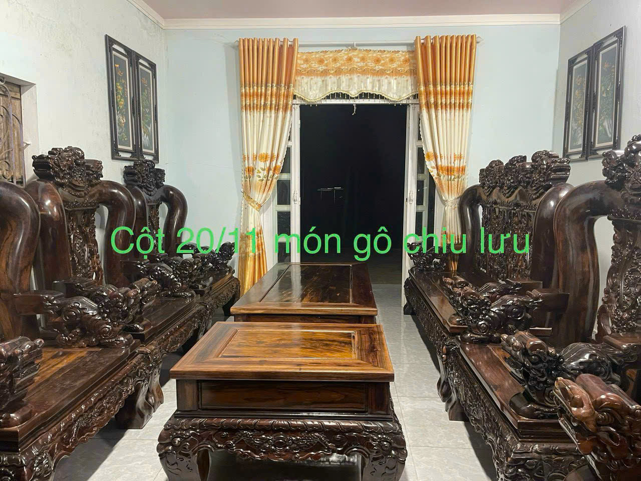cột 20/11 món gỗ chiu lưu