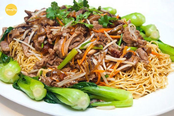 Mì xào lòng