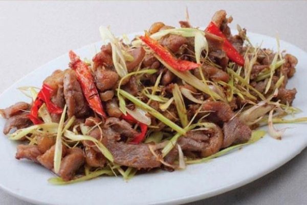 Trâu xào xả ớt